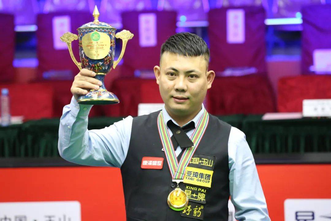 在客场全取 在客场全取