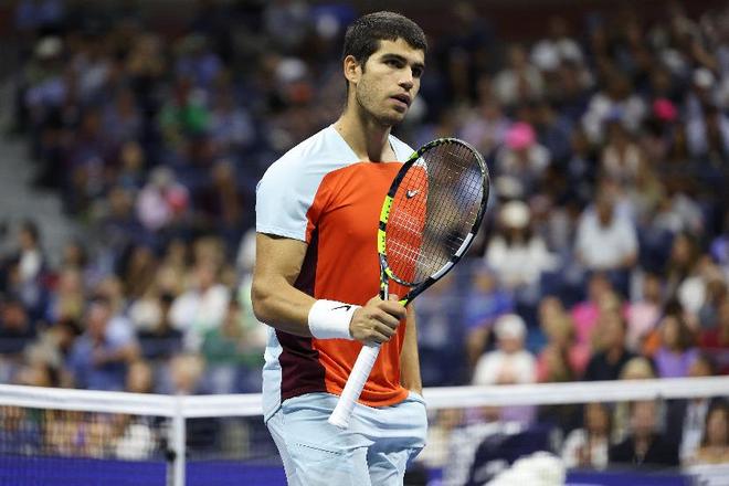 名具备背身 名具备背身